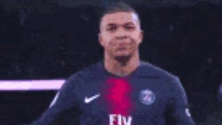 Which player sold the most national team jerseys?