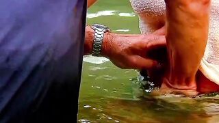 Ele encontrou uma cobra dentro ca causa dela