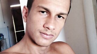 Jdjxjcxj