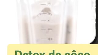 🥥✨ Detox de coco: uma bebida refrescante e deliciosa para incluir na sua rotina!