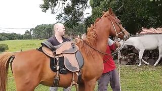 🤣 AÍ SABE MONTAR NO CAVALO! Mas Olha o Que Aconteceu 😂🐎
