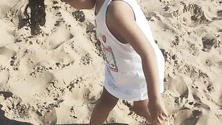 Brincando na areia 2