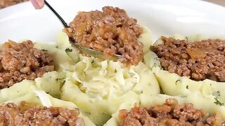 Ninhos de Batata Recheados com Carne Moída e Queijo