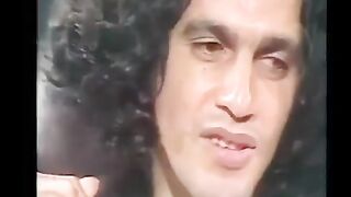 Caetano Veloso, you are so stupid.