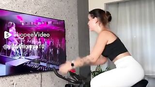 Dê uma olhada em Bicicleta Bike Ergometrica Spinning Academia Fitness Profissional