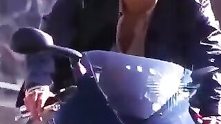 Pheli khabi na mera hall song
