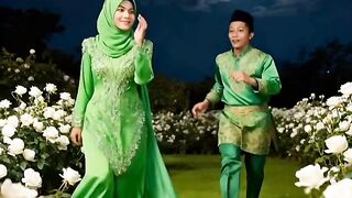 "Beautiful Traditional Green Outfit — Romantic Indonesian Couple 💚"
