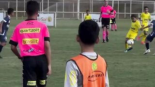 CRAQUE SUB 11 DO MIRASSO MARCA UM GOAÇO DE BICICLETA