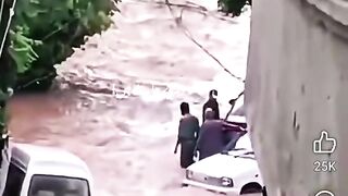 Nepal bhukamp Tsunami pani ka lahrata lahar