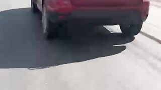 MOTORISTA BEBADO PROVOCA ACIDENTE
