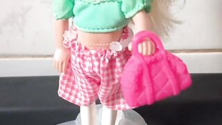 Barbie Kelly.
