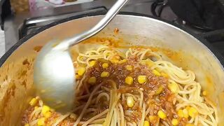 Macarrão com calabresa