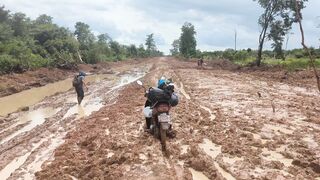 Wow amazing action on the road