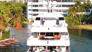 Yatch