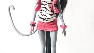 Monster High.