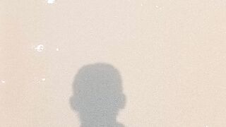 hanya sekedar bayangan