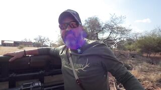 1 shot and 3 holes! - Hunt in South Africa - Cris Hunt