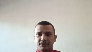 Quem é o cantor