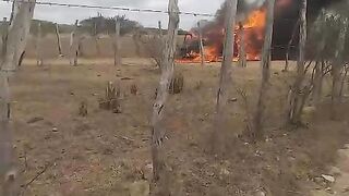 RAKSOL VÍDEOS NEWS :CARRO PEGANDO FOGO 2