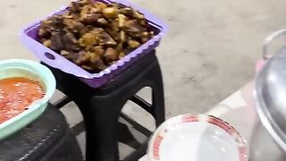 Membakar ayam lezat
