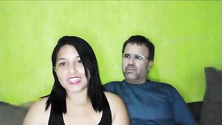 LARVAS DENTRO DO OUVIDO - OUVIDO SUJO - OUVIDO COM BICHO - OUVIDO COM LARVAS DENTRO