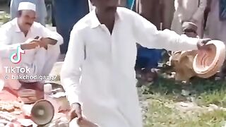 SEE THE TAILENT