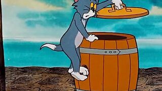 Jerry Chills While Tom Does Hard Labor! 😂 (Pirate Tom Gets Caught!)