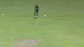 Great come back by Hunain shah after 2 sixes