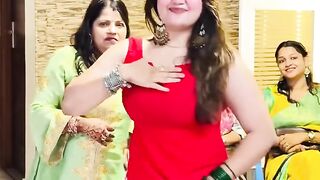 Tera roop khara heera lage