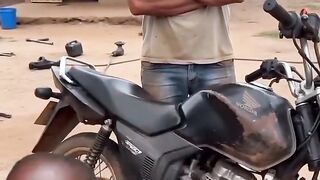 Bizarre News #BizarreNews #Viral 276