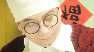 لم يتوقع أحد ما فعله هذا الرجل في تلك اللحظة! 😂😱