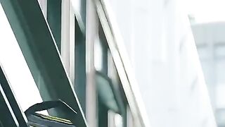El héroe es una bendición del desastre.| The hero is a blessing from disaster.| 영웅은 재난 속에서 나타난 축복이다.