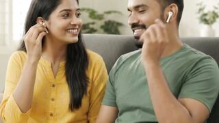 🎧 ஒரே Earbuds… இரண்டு காதுகள்…