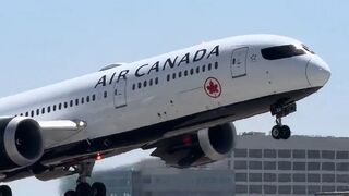 Air Canada Boeing 787 takeoff