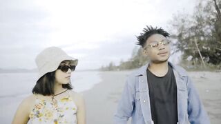 Omcon SB, Shesnie Kiat, Angel Sikowai - Canda Nyaman (Music Video)
