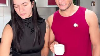 ELA NÃO TEM CORAGEM