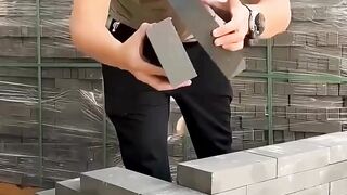 A China criou um tijolo que gruda sozinho
