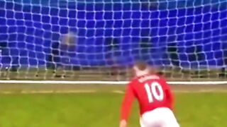 ROONEY ERA ABSURDO!