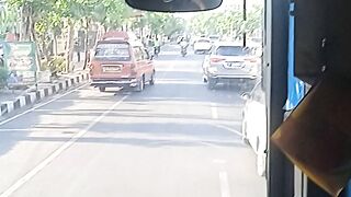 Naik bis kota trans semarang