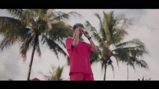 HALLO ADE NONA - Fresly Nikijuluw Feat. Bryso (Official Music Video)