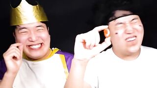 SMALL MEDIUM BIG Emoji FOOD CHALLENGE