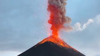 🌋viral news