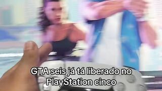 "Hum... he pono rānei? Kōrero mai koe, te tangata whai PlayStation 5."