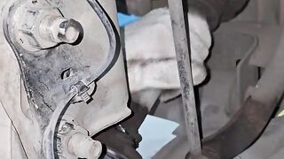 How to replace a car's steering column