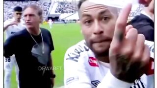 Kesalahan wasit yang melibatkan Neymar ini terjadi saat laga Santos vs Coritiba di ajang Brasileirão