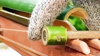 Invenção Incrível Feita com Bambu 🎋😱 | Criatividade e Engenharia Artesanal