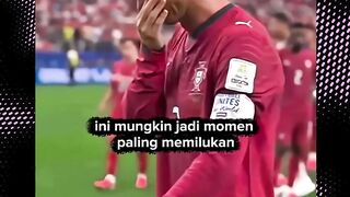 Momen yang bikin seluruh pecinta sepak bola terdiam... 🥹💔