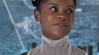 Cena engraçada de T'Challa e Shuri.mp4