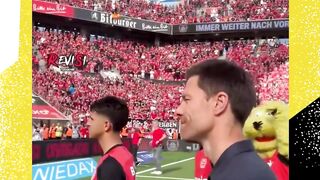 Xabi Alonso bersama Bayer Leverkusen