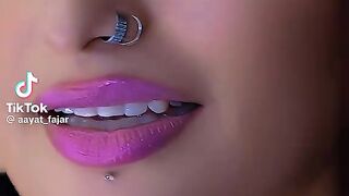 Pretty Girl 332